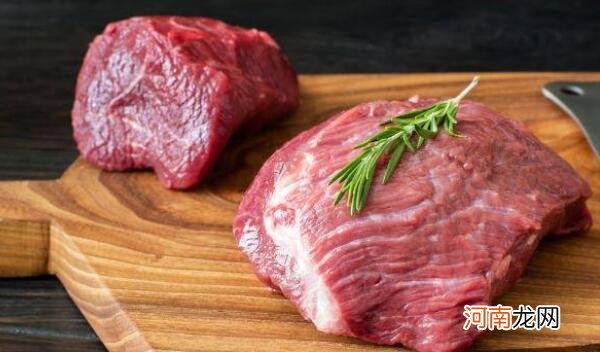 牛肉有点变味怎么处理，切成牛肉丝用辣椒煎炒/完美去味