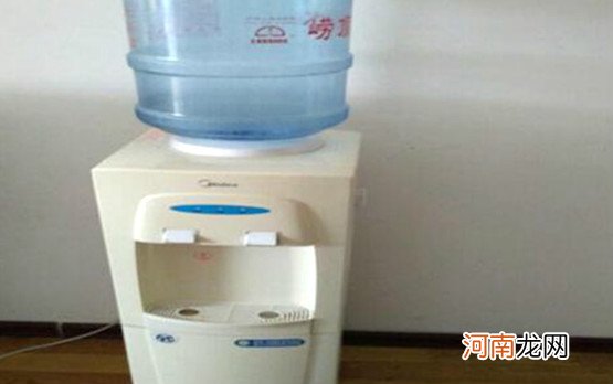 家里该不该买饮水机 使用饮水机时要注意什么