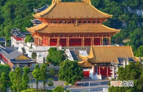 广西柳州十大旅游景点：龙潭公园排名第二