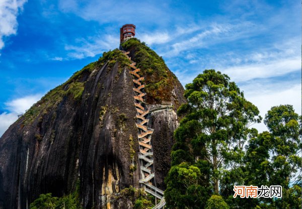 盘点全球最可怕的十个景点楼梯：你爬过几处？