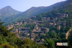 中国最怪的深山古村落：大汖村建在石头山坡上