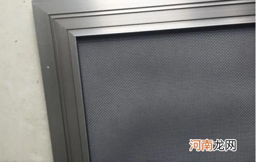 怎样清洗纱窗 怎样清洗纱窗既简单又干净