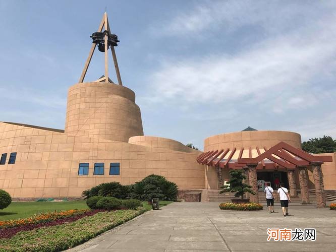 三星堆遗址在哪里 三星堆遗址在哪里离成都多远