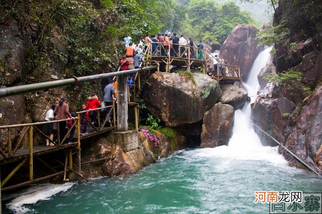 白水寨在哪里 白水寨在哪里吃饭