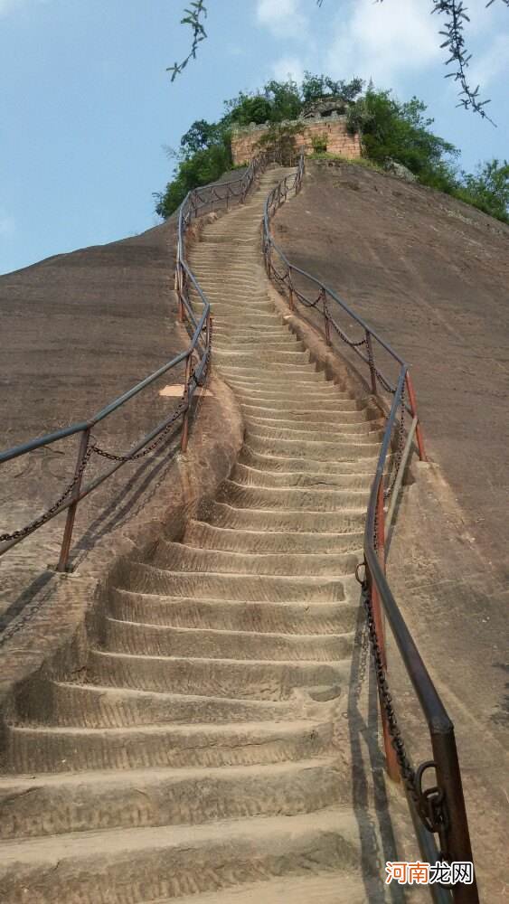 丹霞山在哪里 丹霞山在哪里看日落