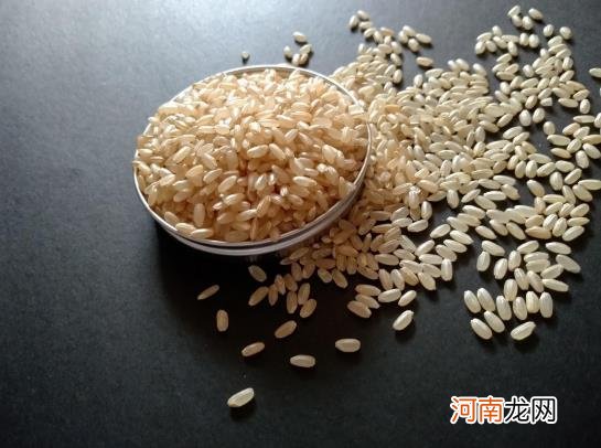 糙米和大米一起煮饭要多少分钟？糙米用电饭锅能蒸熟吗