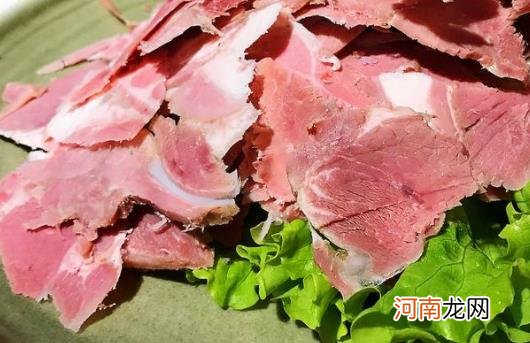 羊肉有点臭味还能吃吗？羊肉有点变味该如何处理？