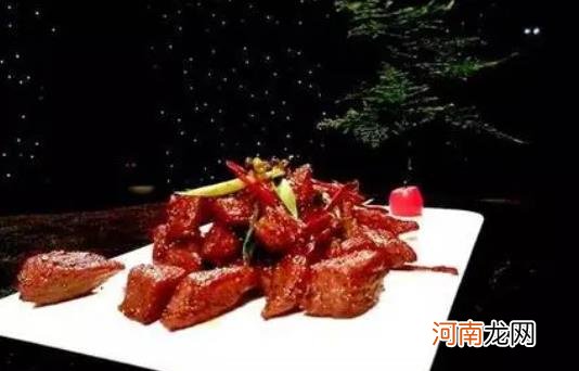 吃牛肉可以喝牛奶吗？牛肉和牛奶一起吃的好处是什么？