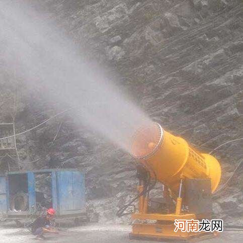 路边喷雾加湿器图片 公路喷雾加湿