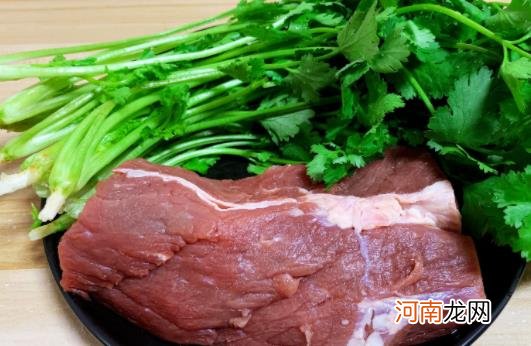 酱牛肉用牛的哪个部位？酱牛肉怎么炖容易烂？