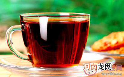 红茶和绿茶有什么好处，红茶和绿茶一般是用什么茶树