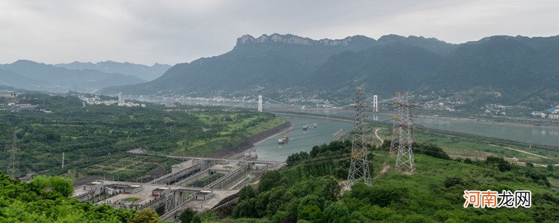 白鹤滩水电站和三峡水电站哪个大 白鹤滩水电站和三峡水电站什么大