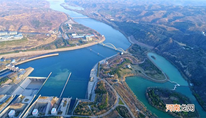 白鹤滩水电站和三峡水电站哪个大 白鹤滩水电站和三峡水电站什么大