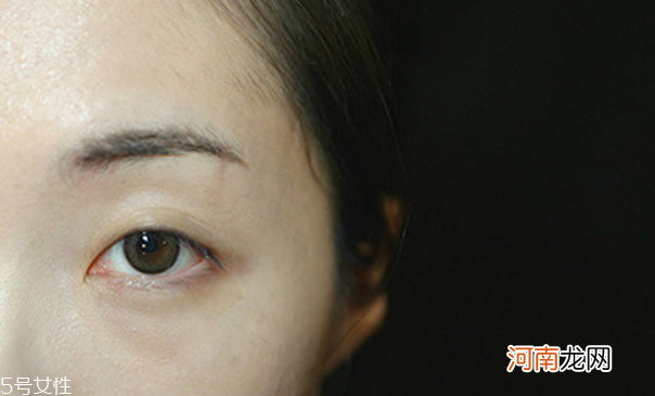 秋天画什么眉毛好看 眉毛画法教程