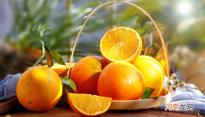 吃橙子的好处和坏处 每天吃橙子的好处和坏处