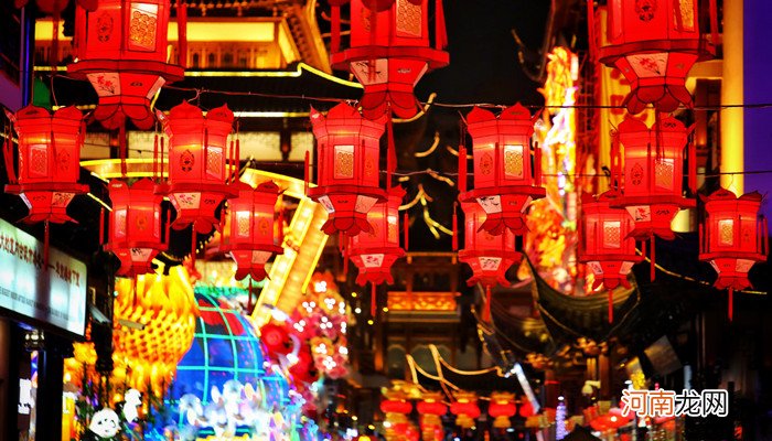 年的传说故事是什么 年的传说和故事