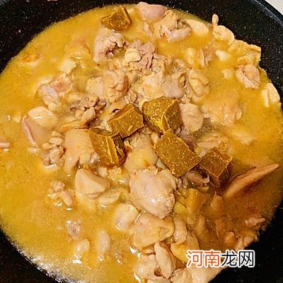 家常咖喱鸡肉土豆详细制作流程 咖喱鸡肉土豆的做法步骤