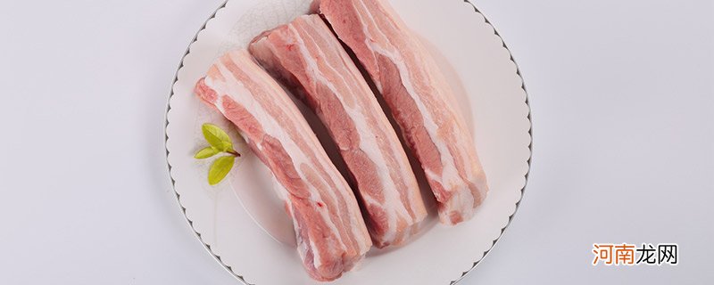 肉泡在水里解冻正确吗 肉泡在水里解冻是否正确