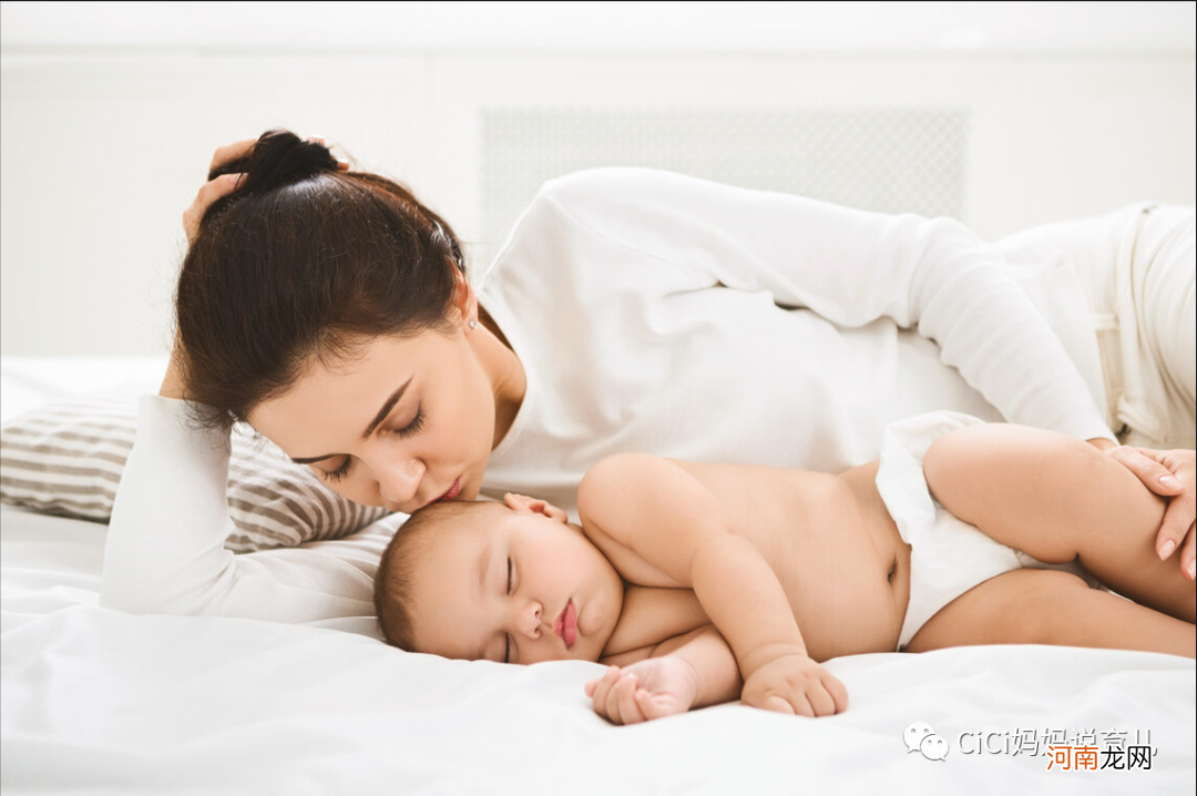 为啥宝宝睡觉自带妈妈牌“跟踪器”？这么幸福的瞬间，你经历过吗