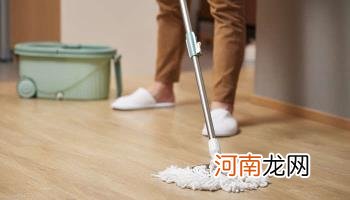 地板清洁剂怎么使用 铃木清地板清洁剂怎么使用