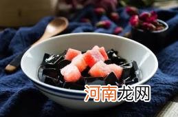 龟苓膏里面有乌龟的成分吗