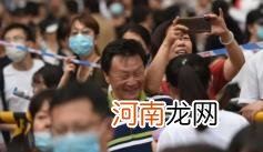 2022高考成绩出来就知道一本线了吗