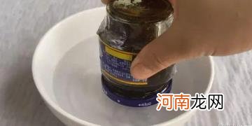 如何拧开很紧的罐头盖子 罐头盖子打不开时只能打碎罐子吗
