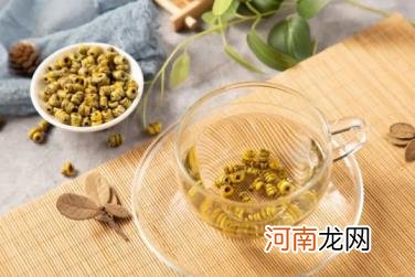 石斛泡水喝的功效与作用及禁忌