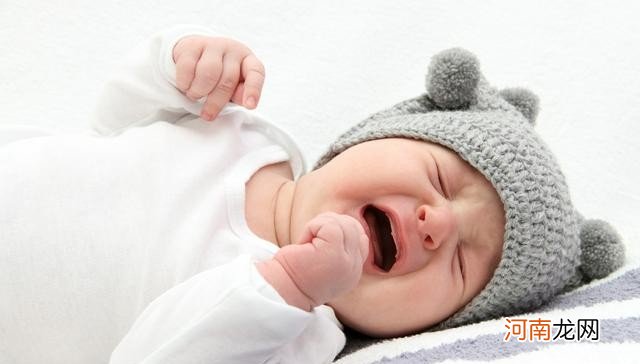 宝宝体温多少才算发烧 婴儿发烧多少度吃退烧药