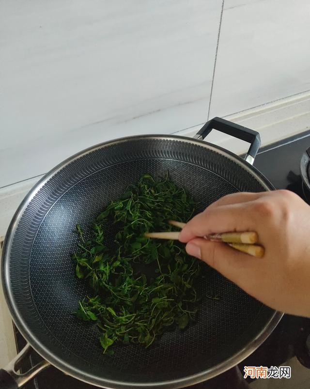 自制酸枣叶茶教程步骤 酸枣叶茶的制作方法