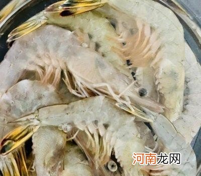 简单易学的蔬菜汤做法分享 金针菇怎么做汤好喝