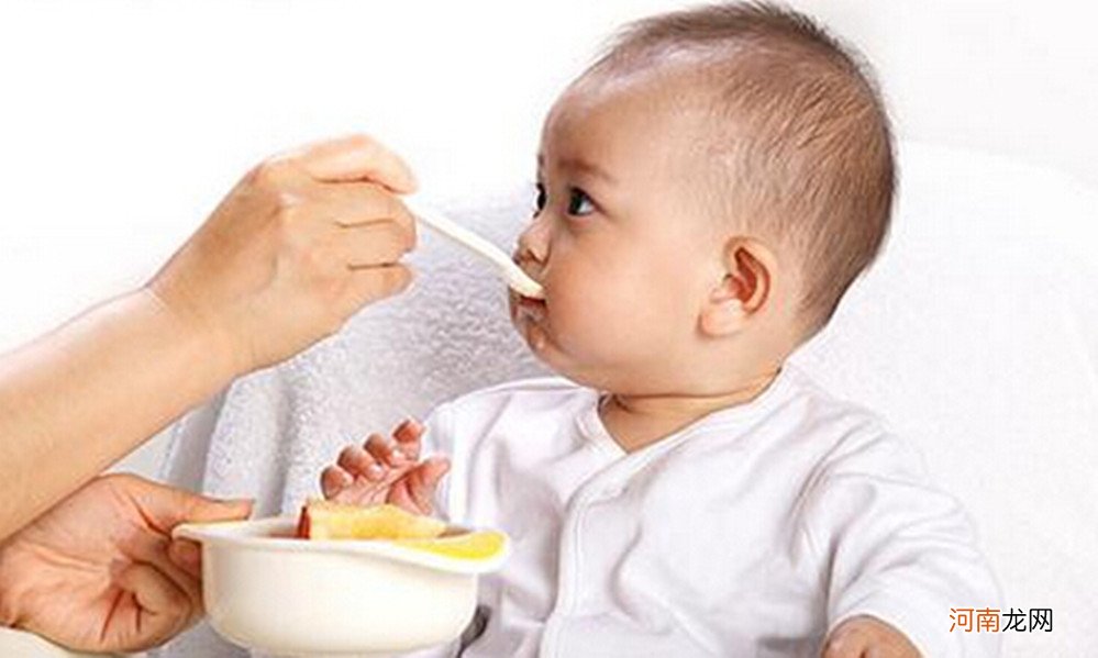 宝宝什么时候能吃辅食？不仅要看月龄，满足以下五个条件也很重要