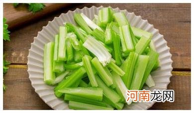 睡前吃哪些食物容易失眠