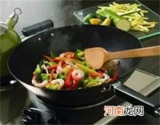 用铁锅做饭真的能补铁吗