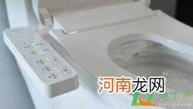 普通马桶盖怎么安装