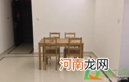 石灰墙用什么贴海报