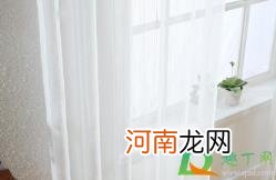 白窗纱黑了怎么洗白