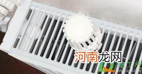 暖气片可以挨着衣柜吗