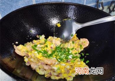 虾仁炒鸡蛋的美味做法