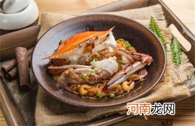 经典小吃，蟹肉炒粉丝这样制作