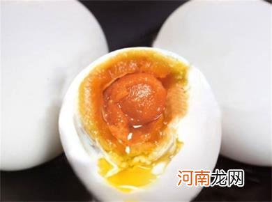 咸蛋为何多用鸭蛋去制作呢？