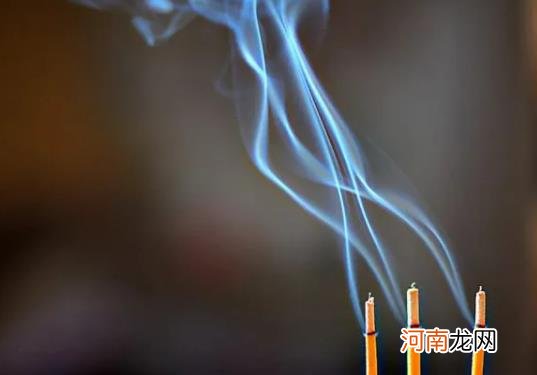 每天都要给财神爷上香吗？上香必须是初一十五吗