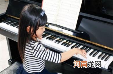 孩子几岁学钢琴最合适