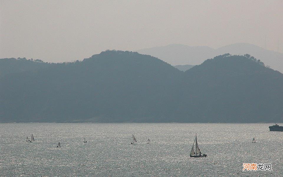 温泉汗蒸湿蒸正确顺序 蒸桑拿一般什么时候蒸